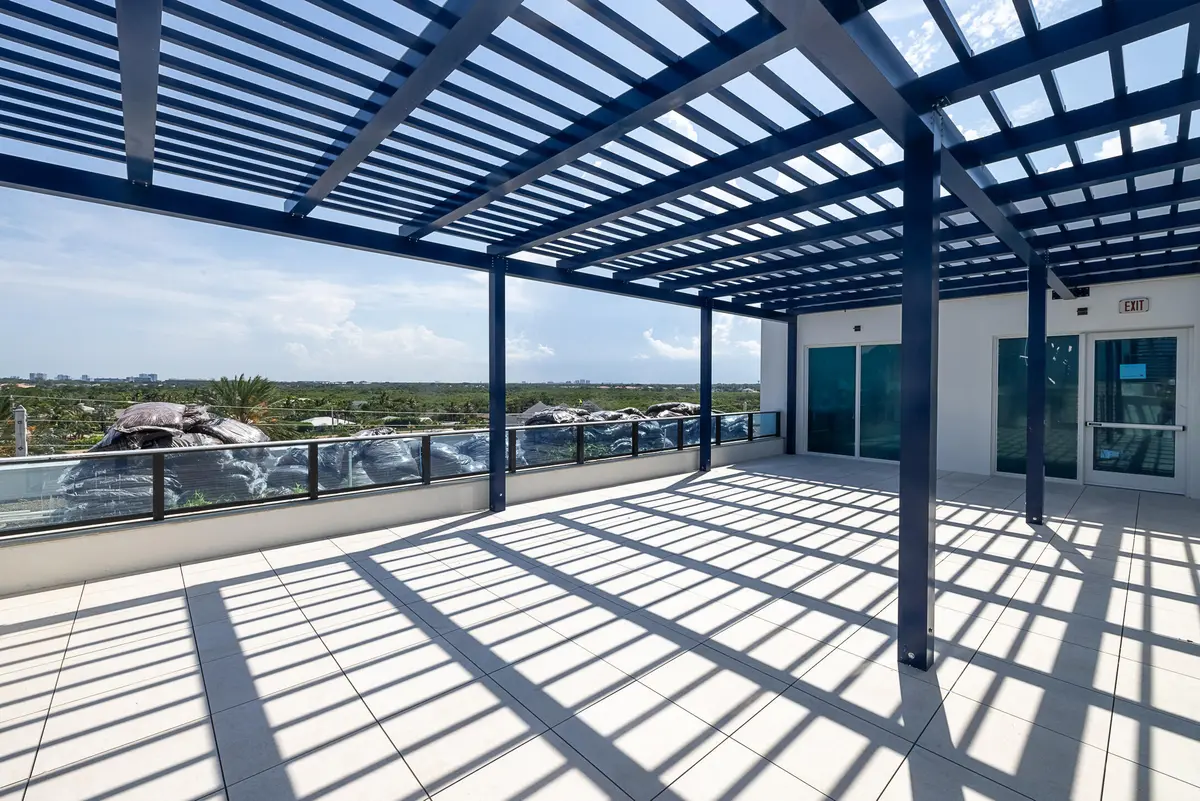 19-Caretta Rooftop Lounge (3) at 1011 US Highway 1 B106, Juno Beach