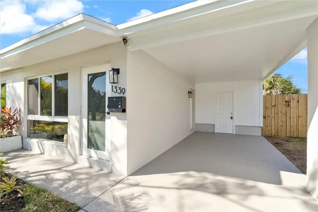 Photo 4 at 1339 SW 46TH Avenue, Fort Lauderdale