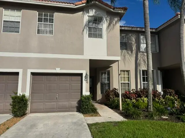 Ext Front at 20930 VIA OLEANDER 4, Boca Raton