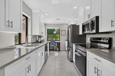 4322 ACACIA Circle, Coconut Creek – Single Family Residence for sale