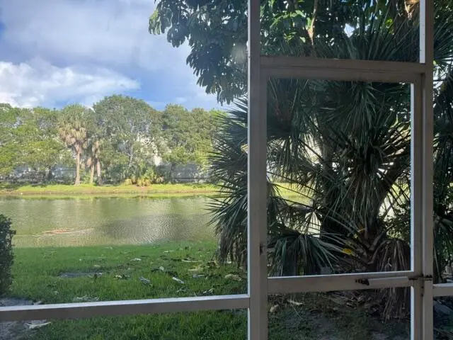 Patio at 20930 VIA OLEANDER 4, Boca Raton