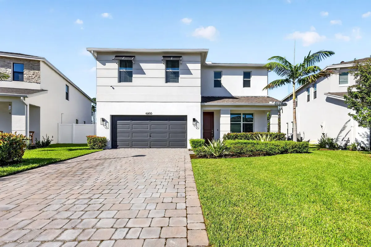 01_Front at 6800 SE PARK TRACE Drive, Stuart
