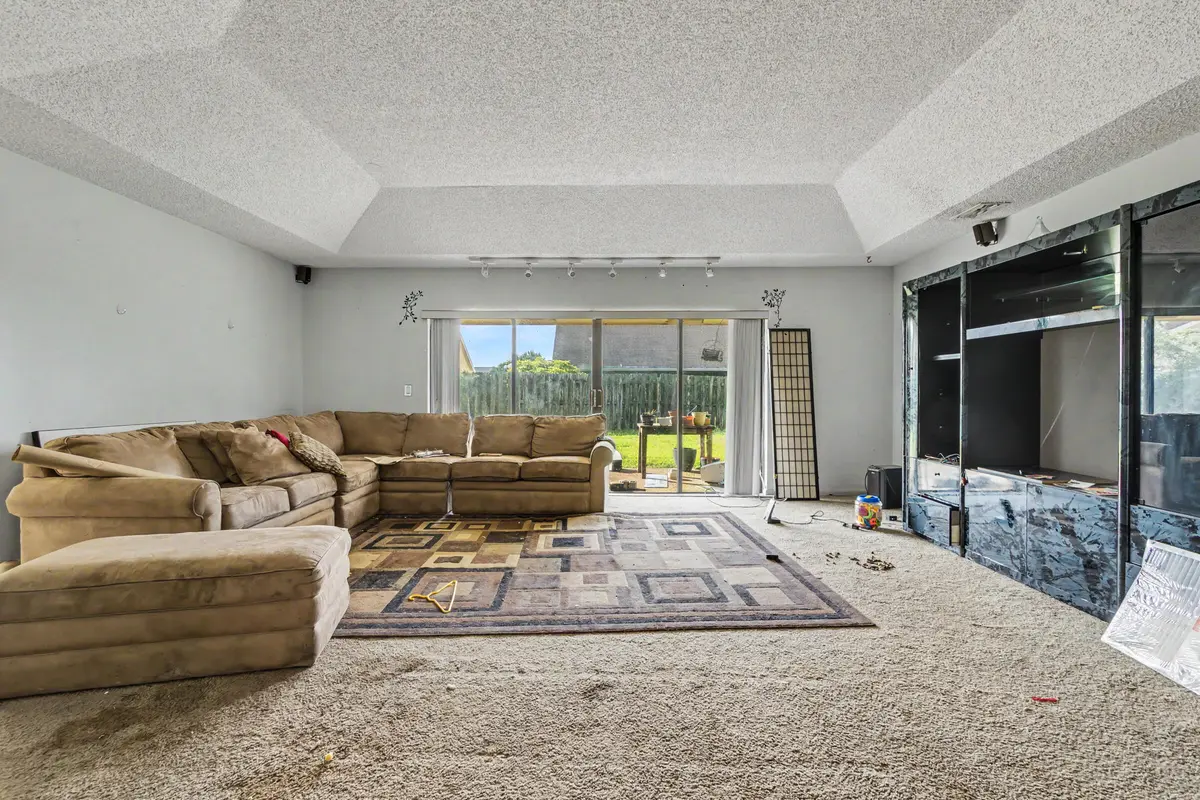 8800-12 at 8800 PLACID Terrace, Lake Worth