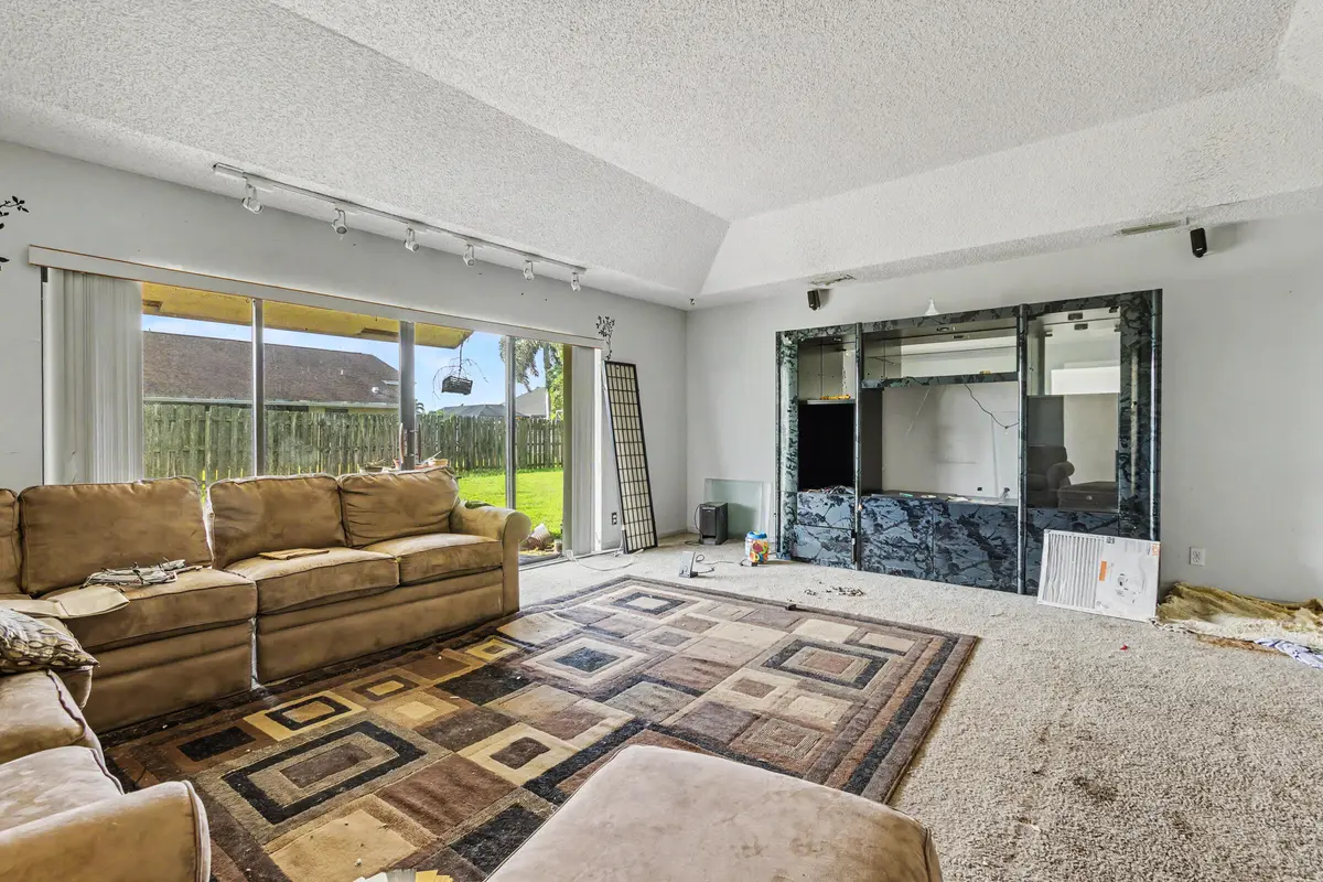 8800-15 at 8800 PLACID Terrace, Lake Worth