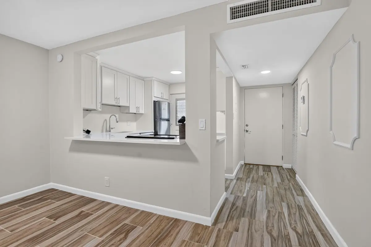 11-web-or-mls-DSC_5624 at 5961 NW 2nd Avenue 210, Boca Raton