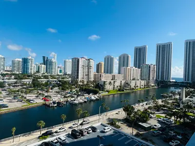 500 BAYVIEW Drive 925, Sunny Isles Beach – Condominium for rent