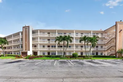 3005 Guildford A, Boca Raton – Condominium for sale