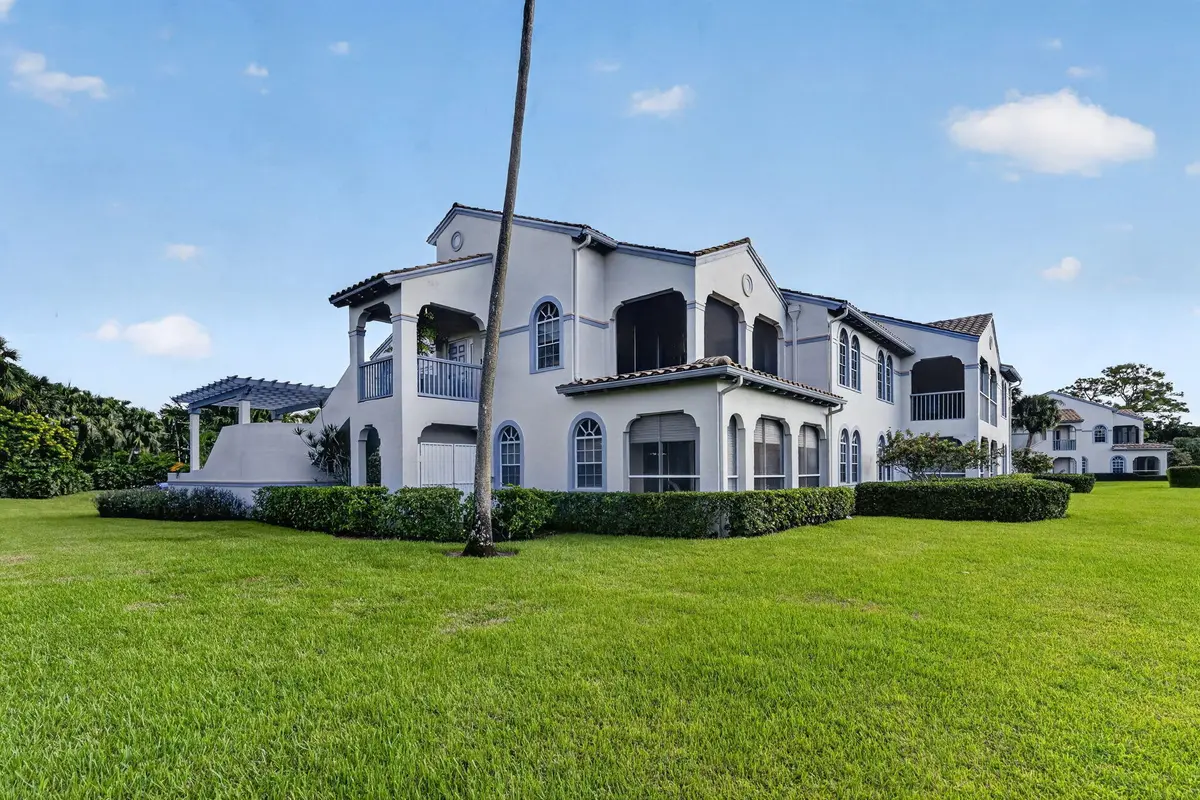 4-web-or-mls-_MLP9409 at 704 Ryder Cup Circle, Palm Beach Gardens