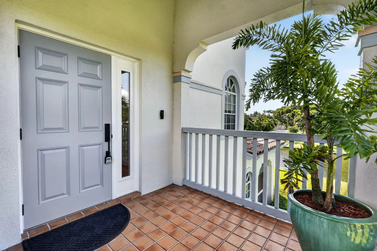 13-web-or-mls-_MLP9469 at 704 Ryder Cup Circle, Palm Beach Gardens