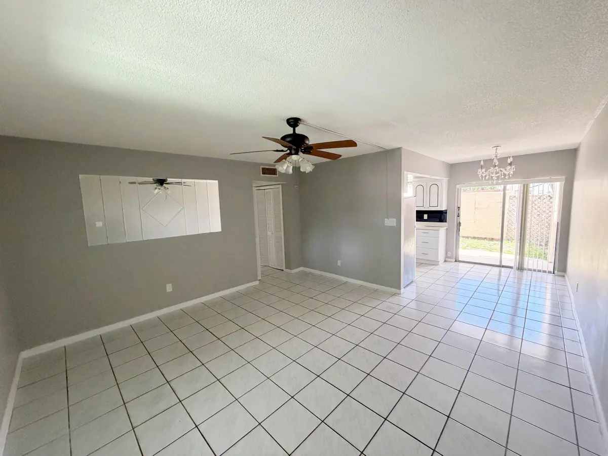 IMG_5383 at 320 SW 1st Street D-2, Pompano Beach