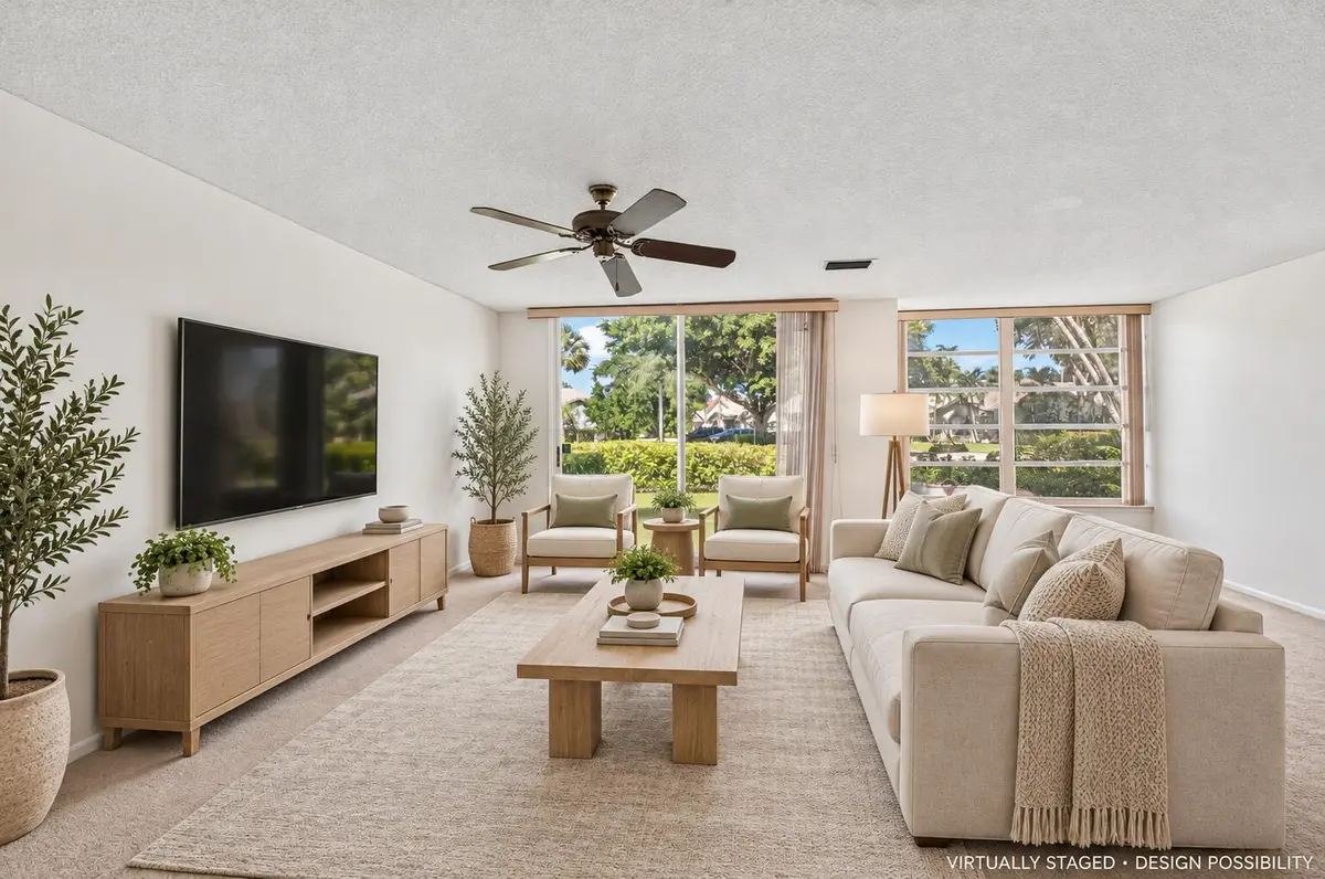 LIVING at 9316 BOCA GARDENS Parkway D, Boca Raton