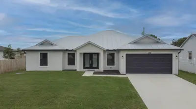 1322 SW Calmar Avenue, Port St. Lucie – Single Family Residence for sale