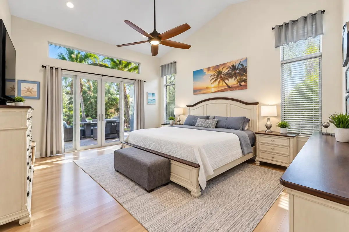 *bedroom master2136F813-A284-4D6D-B115-D at 5839 NW 120th Avenue, Coral Springs