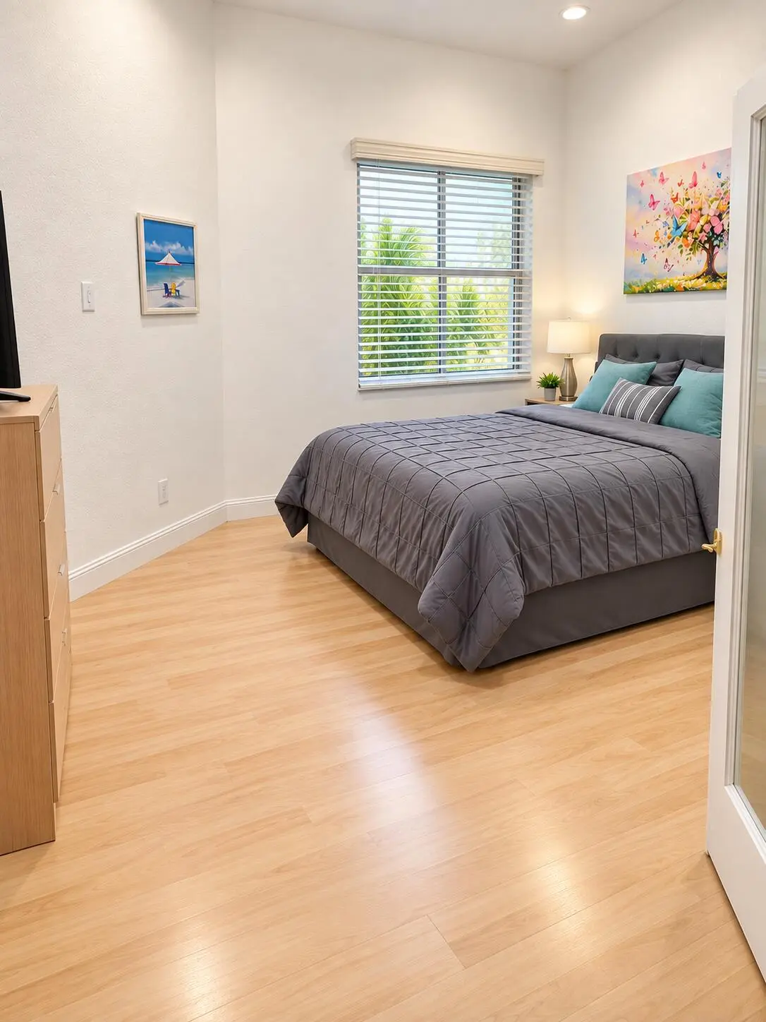 *spare bed A0C5187C-207C-49FB-AA39-06559 at 5839 NW 120th Avenue, Coral Springs