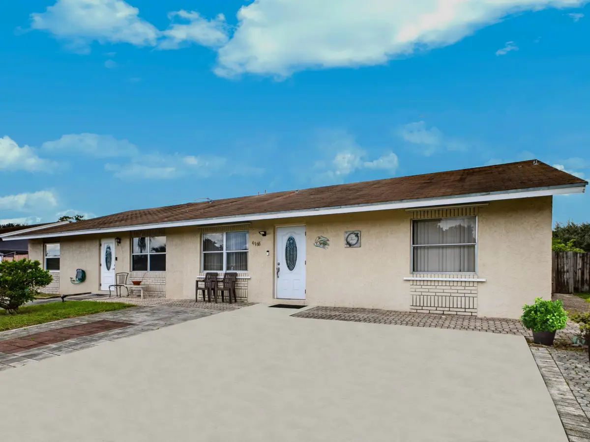 Front at 4966 PIMLICO Court, West Palm Beach