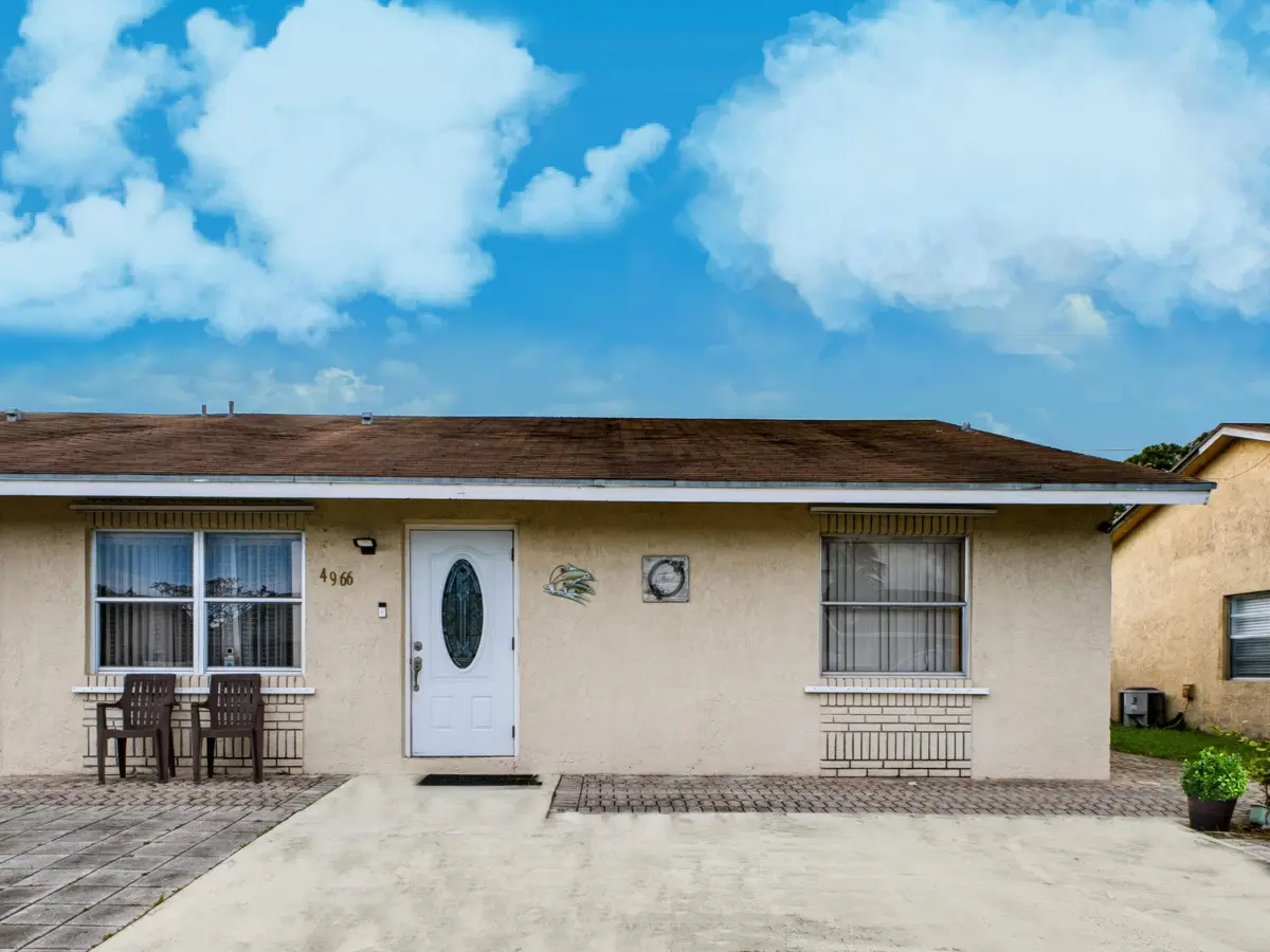 Front Unit at 4966 PIMLICO Court, West Palm Beach