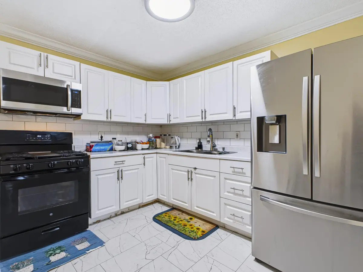 Kitchen at 4966 PIMLICO Court, West Palm Beach