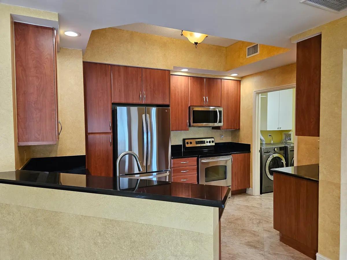 Kitchen at 801 S Olive Avenue 1506, West Palm Beach