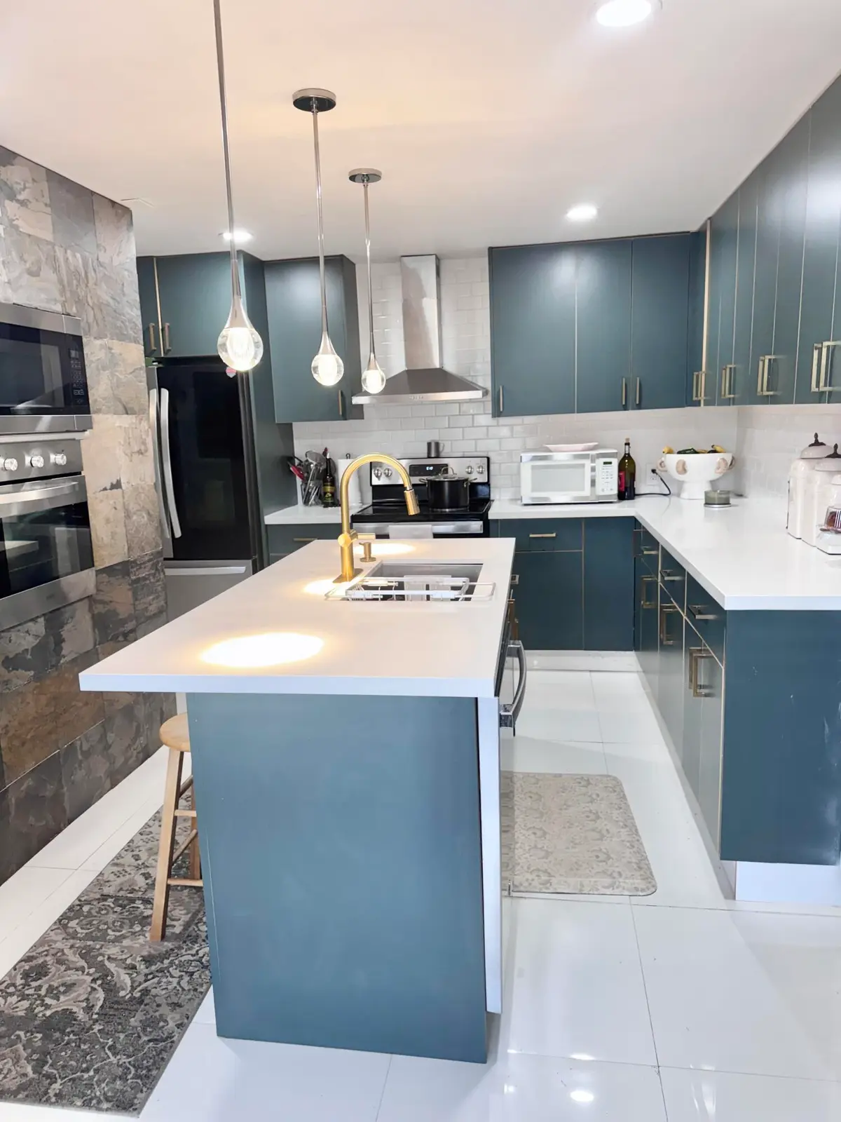 Looking towards refrigerator at 1341 NW 20TH Avenue 203, Delray Beach
