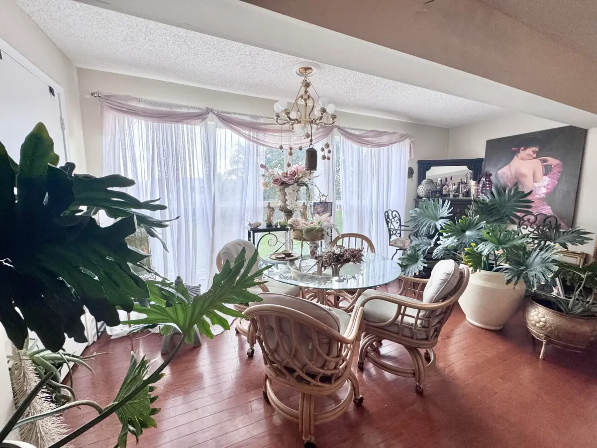 Florida room at 1341 NW 20TH Avenue 203, Delray Beach