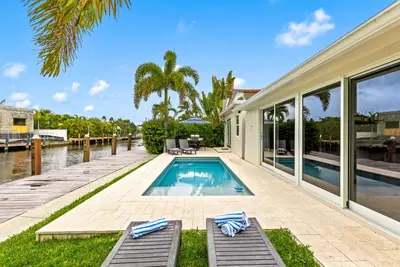 2417 NE 19th Avenue, Wilton Manors – Single Family Residence for sale