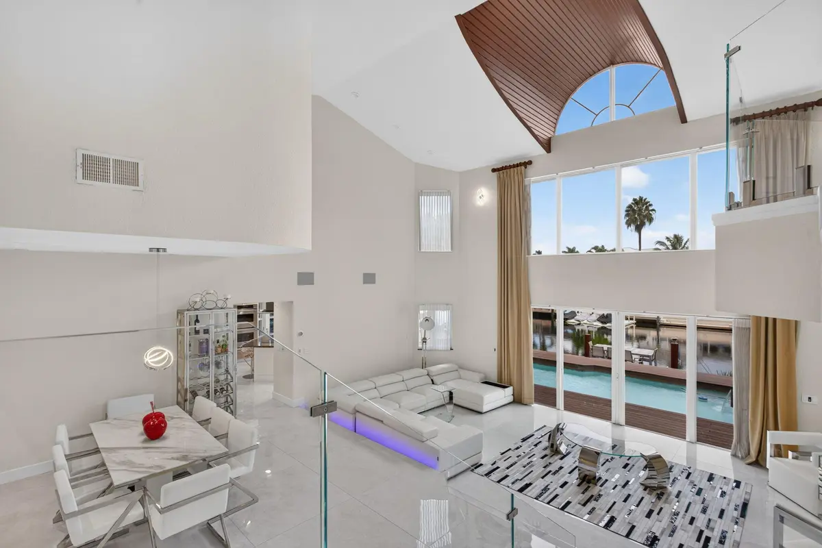 39-web-or-mls-4130-40 at 4130 NE 23rd Avenue, Lighthouse Point