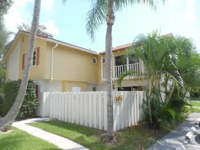101 SEABREEZE Circle, Jupiter – Townhouse for rent