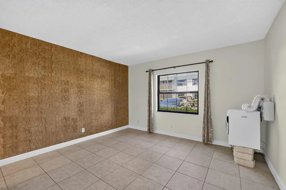8-web-or-mls-8I8A1512 at 130 Cypress Club Drive 313, Pompano Beach