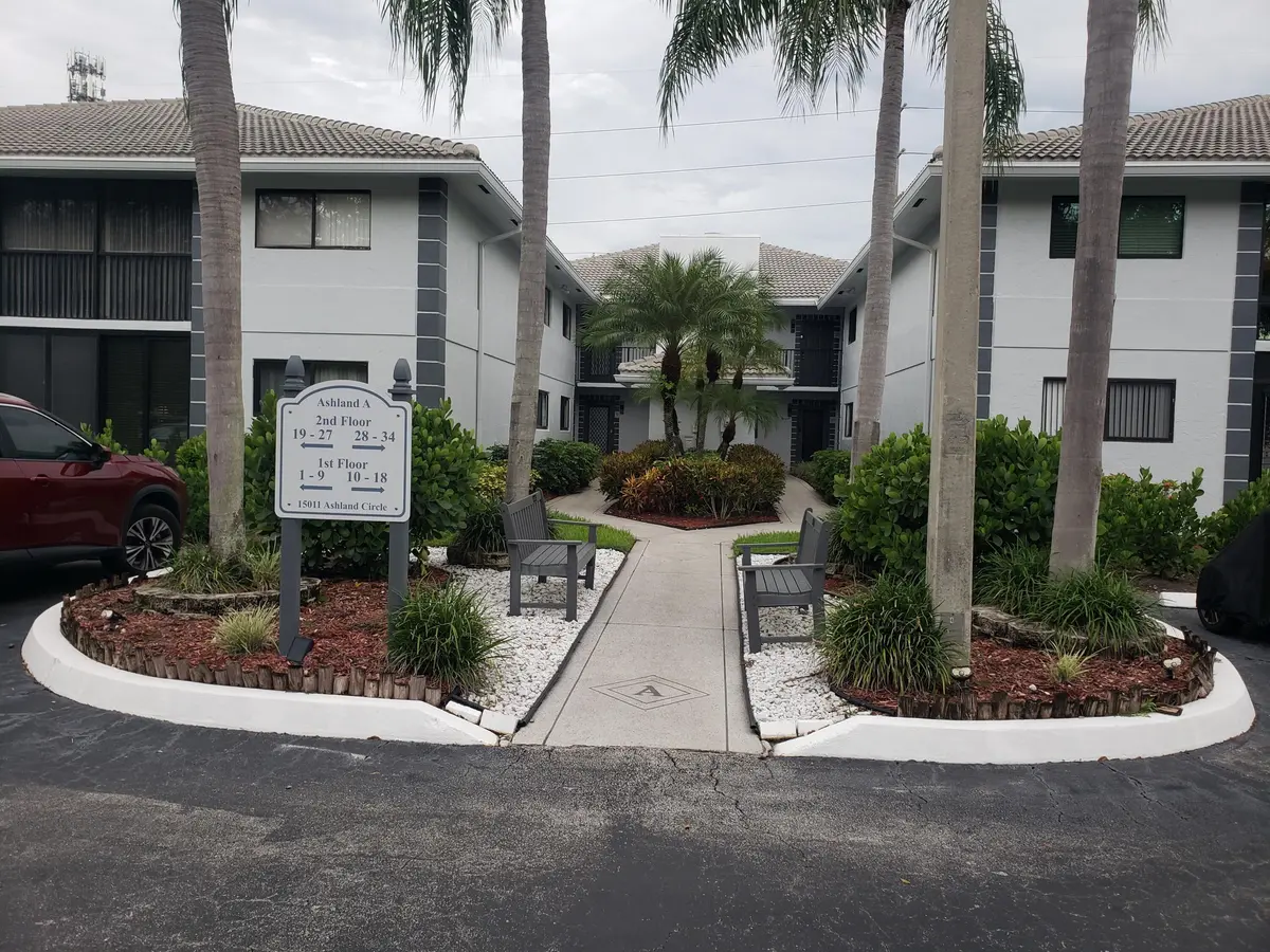 Exterior Front at 15011 ASHLAND Circle 31, Delray Beach