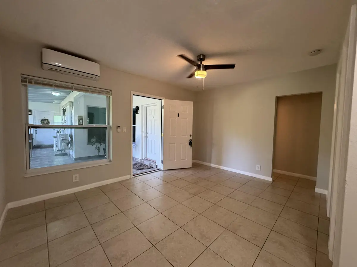 IMG_5793 at 625 NE 14TH Avenue 4, Fort Lauderdale