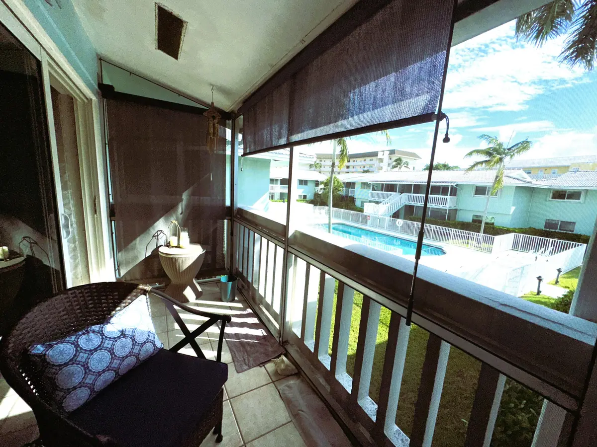 balcony at 322 N Federal Highway 238-N, Deerfield Beach