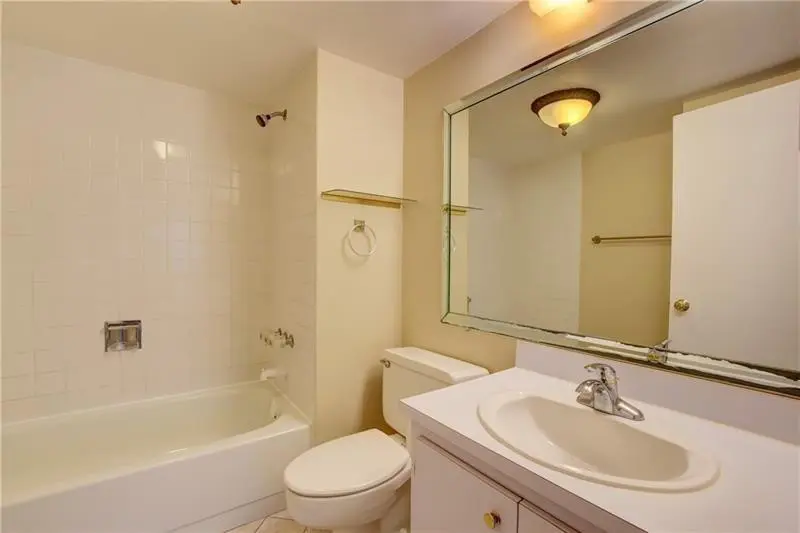 Photo 12 at 8735 Ramblewood Drive 212, Coral Springs