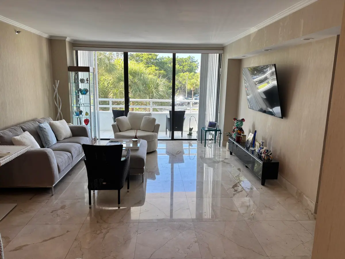 20355 NE 34TH Court 227, Aventura, FL – photo 8
