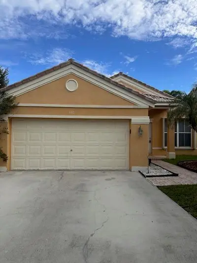 887 SAVANNAH FALLS Drive, Weston – Single Family Residence for sale
