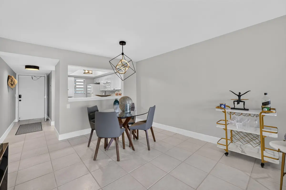 3-web-or-mls-3A5A6862 at 10152 S OCEAN Drive 213B, Jensen Beach