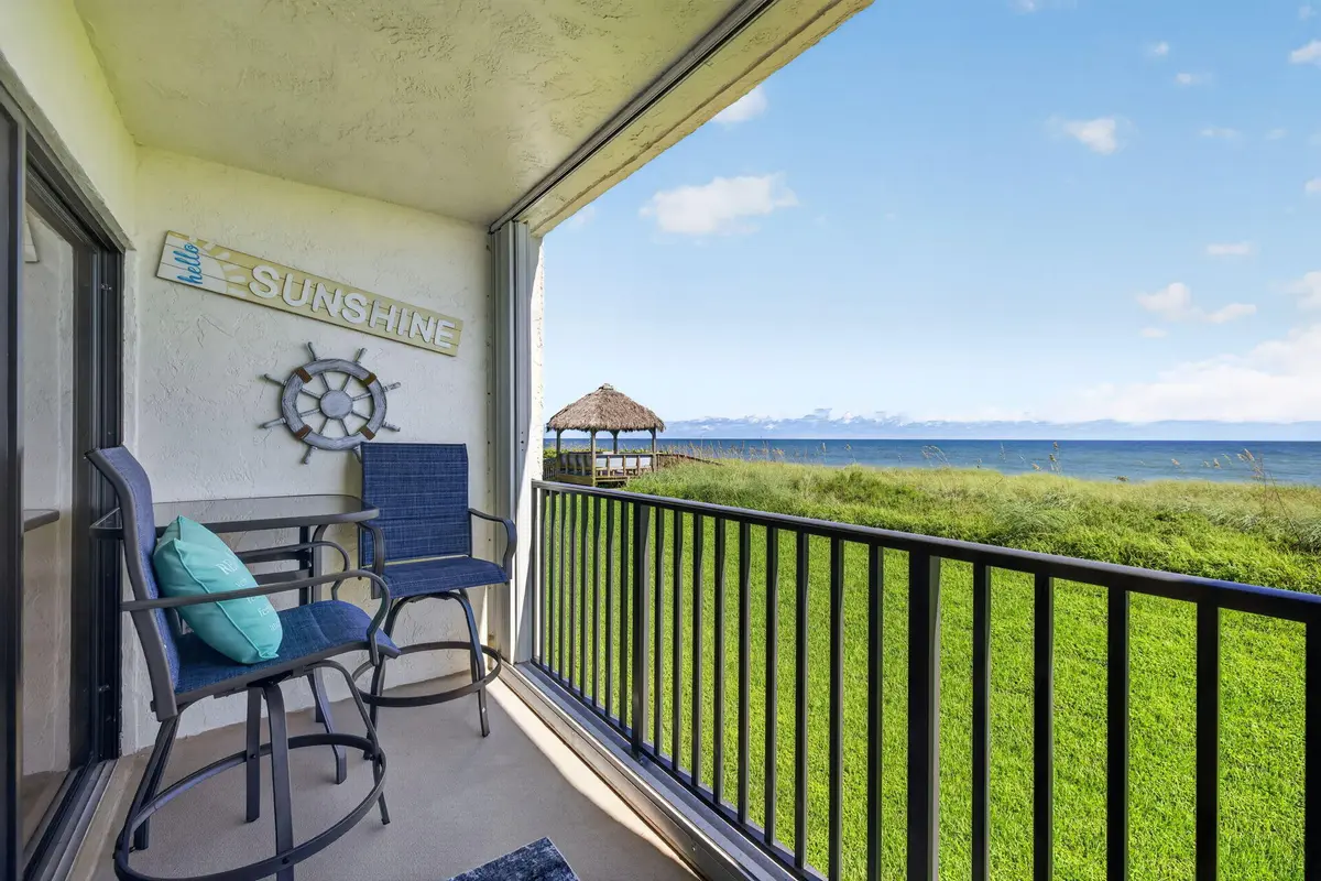 23-web-or-mls-3A5A6972 at 10152 S OCEAN Drive 213B, Jensen Beach