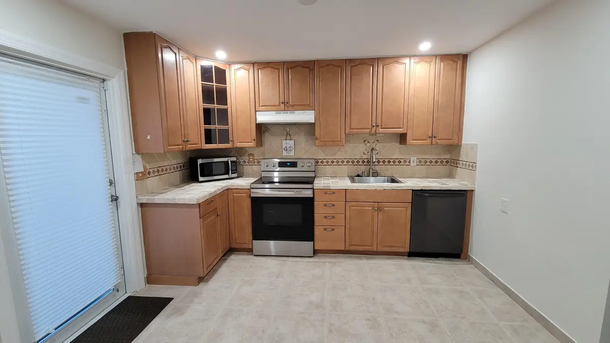 Kitchen A at 4620 NE 2nd Terrace, Oakland Park