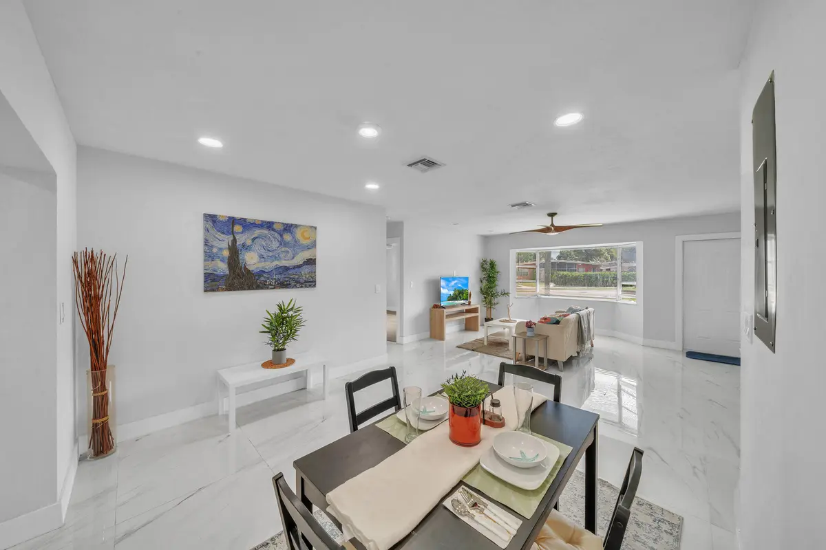15 Dining Area (2) at 1101 NW 21ST Street, Fort Lauderdale