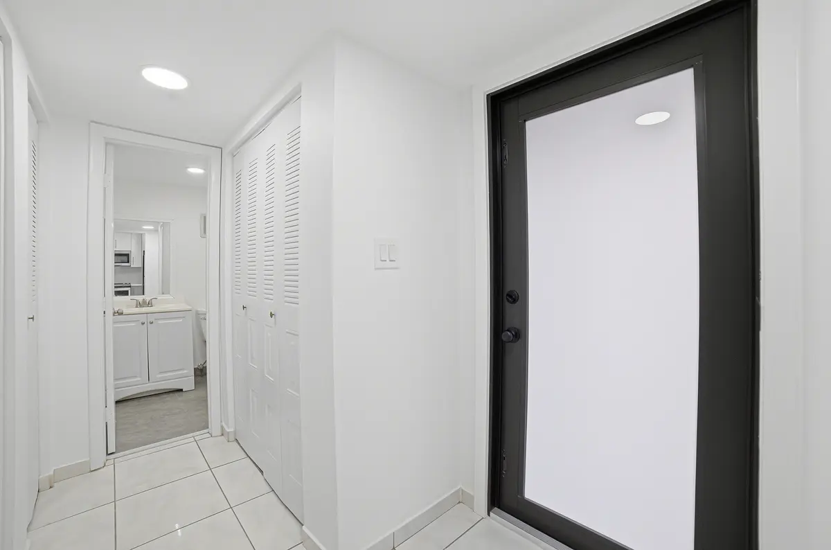 11-Entrance-Bathroom at 3121 NW 47TH Avenue 109, Lauderdale Lakes