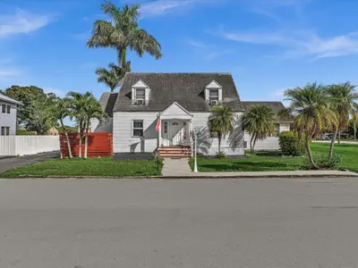 9 NW AVENUE D, Belle Glade – Single Family Residence for sale
