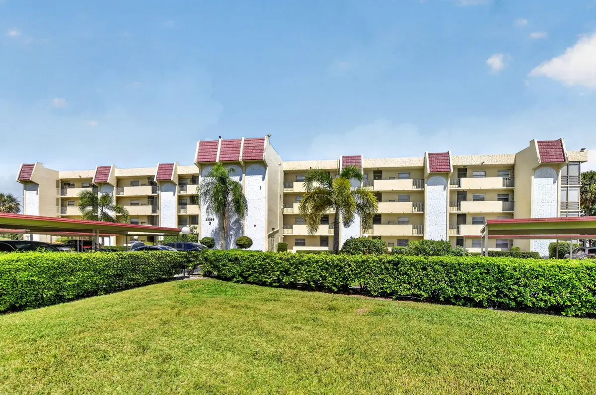 1-web-or-mls-DSC_5181 at 23099 BARWOOD Lane 308, Boca Raton