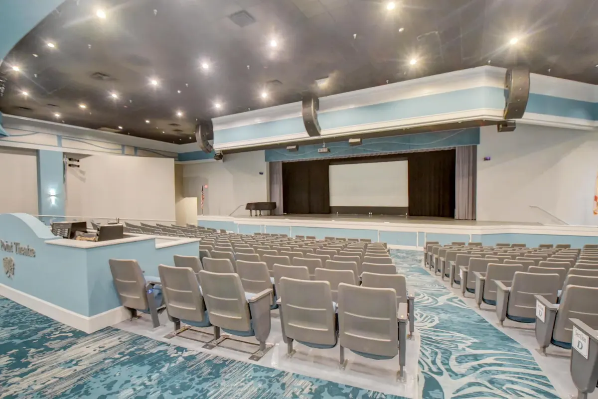 KINGS POINT THEATRE at 240 Burgundy, Delray Beach