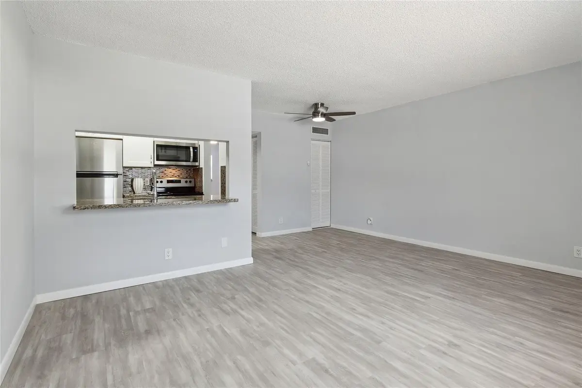 All new flooring and lighting at 1470 N DIXIE Highway 19, Fort Lauderdale