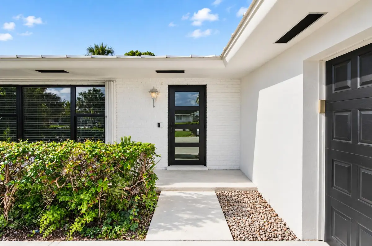 Front Entrance at 3776 DOGWOOD Avenue, Palm Beach Gardens