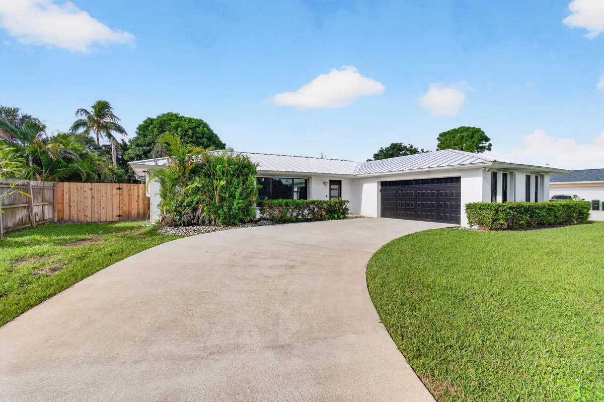 4-web-or-mls-DSC_1220 at 3776 DOGWOOD Avenue, Palm Beach Gardens