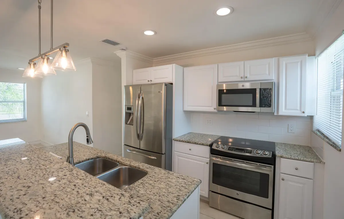 Somer-15 at 1420 9th Street, Lake Park