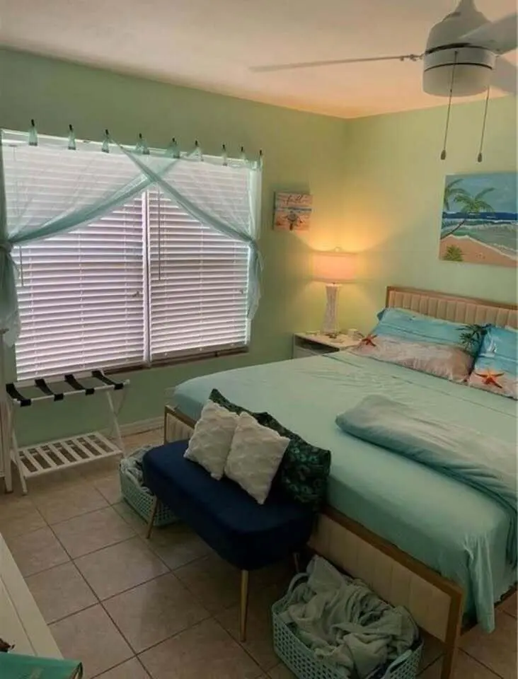 2009 Master Suite at 2349 Old Dixie Highway, Vero Beach