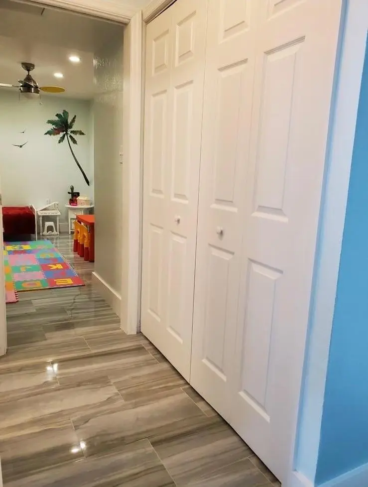 Photo 8 at 801 S OCEAN Drive 1005, Hollywood