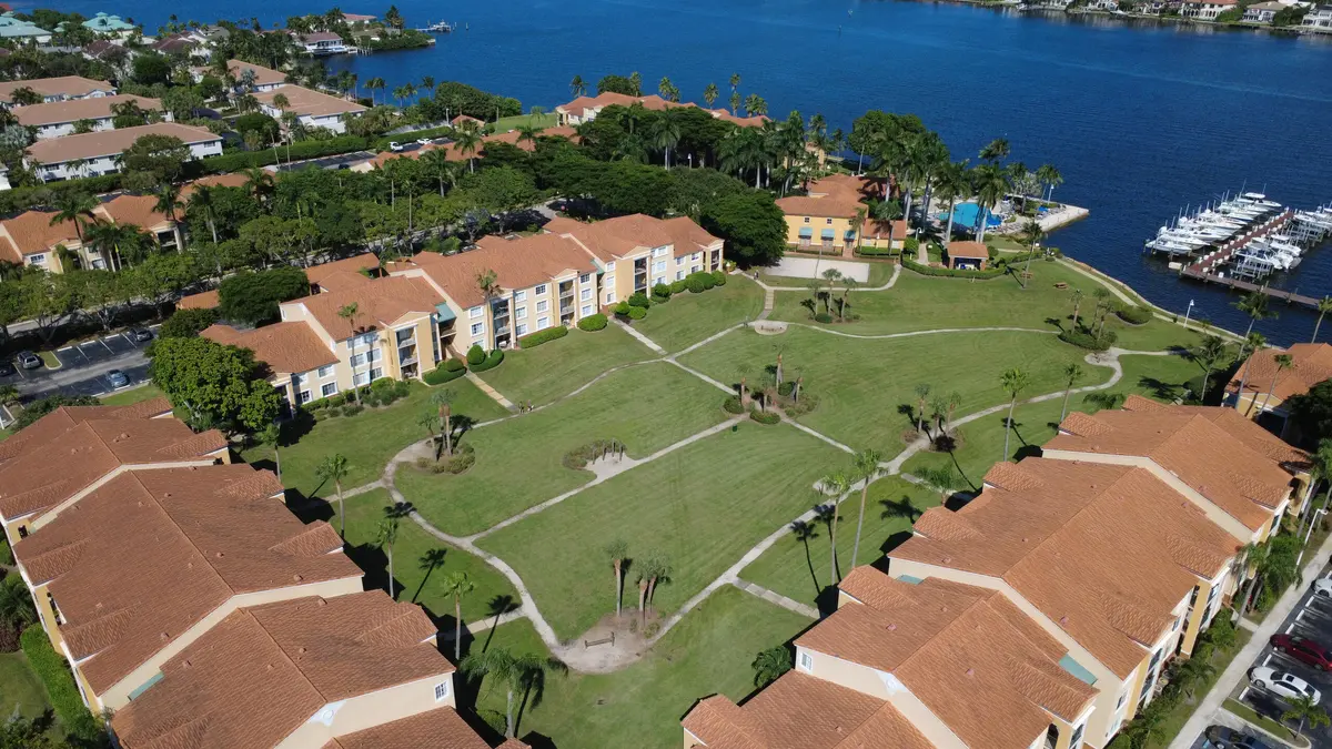 131 Yacht Club Way 109, Hypoluxo, FL – photo 5