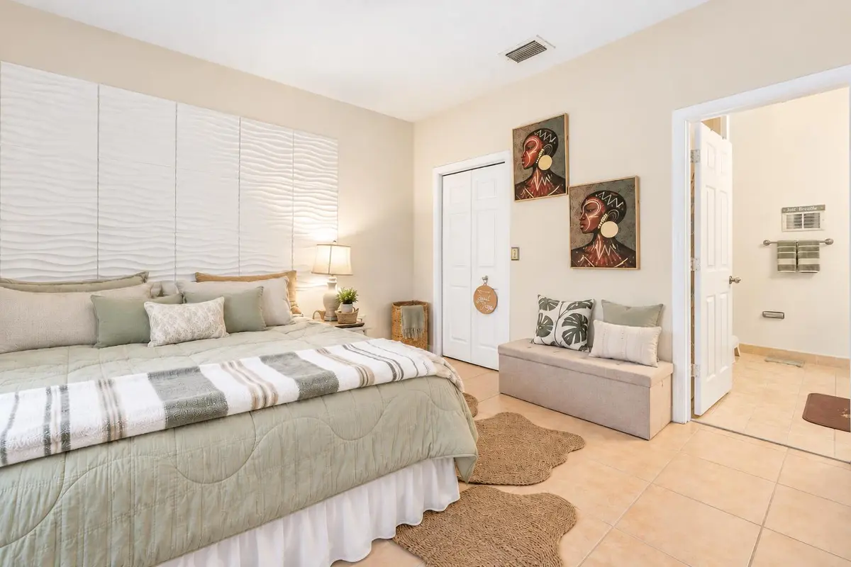 Master Bedroom at 2711 NE 4 Street 101, Homestead